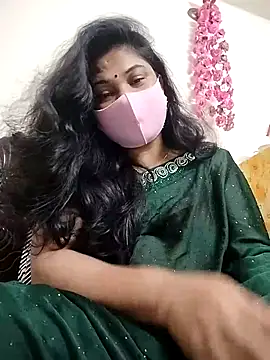 Hot Boude online show from October 14, 2025, 6:30 pm