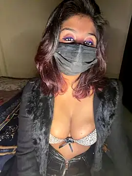 Snapshot of payal_mittal chatting on December 14, 2025, 8:14 pm payal mittal online show from December 14, 2025, 8:14 pm