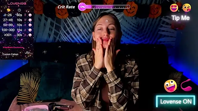 ChristyCraymer online show from October 20, 2025, 10:10 pm