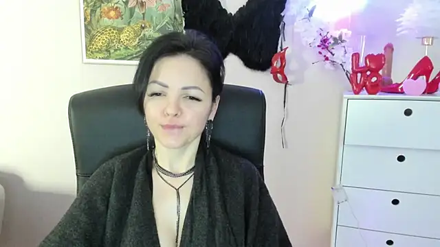 Mollybloom40 online show from February 18, 2026, 7:39 am