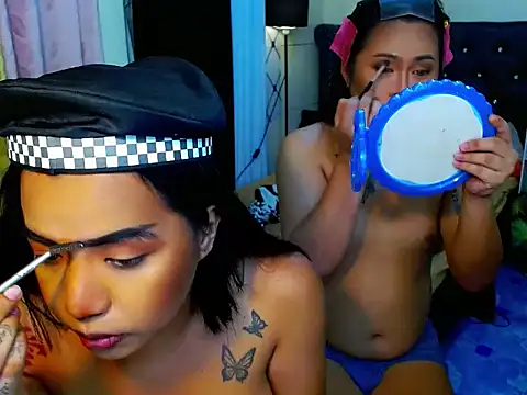 LovelyTs4U online show from July 27, 2026, 2:35 pm