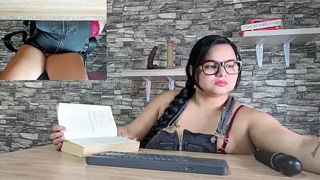 Snapshot of TokyoSky chatting on March 2, 2026, 8:05 pm TokyoSky online show from March 2, 2026, 8:05 pm