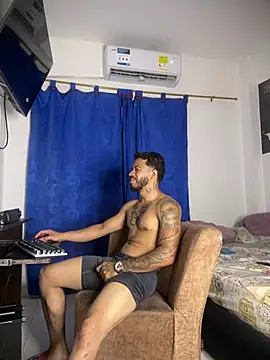 Kylian Alessandro online show from March 3, 2026, 3:13 am