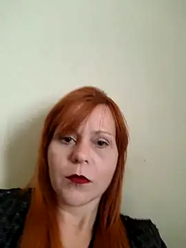 PorcelainDoll1 online show from November 10, 2025, 4:56 pm