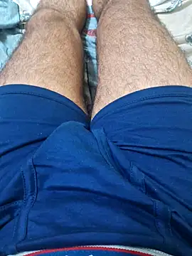 DesiVideo00 online show from November 3, 2025, 6:11 pm