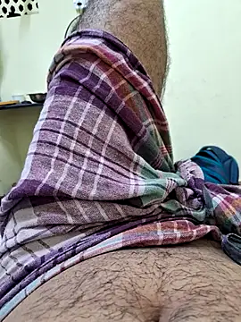 DesiVideo00 online show from October 17, 2025, 4:31 pm