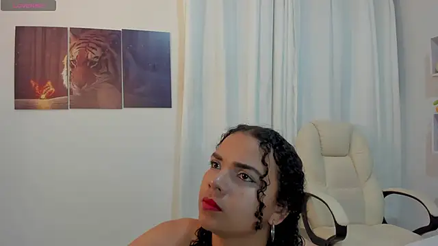 Miaa Star1 online show from November 4, 2025, 1:04 pm