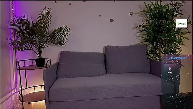 Snapshot of cute_cake chatting on June 8, 2026, 9:48 pm cute cake online show from June 8, 2026, 9:48 pm