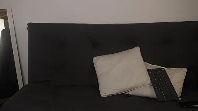 Dominick walker online show from February 17, 2026, 6:44 am