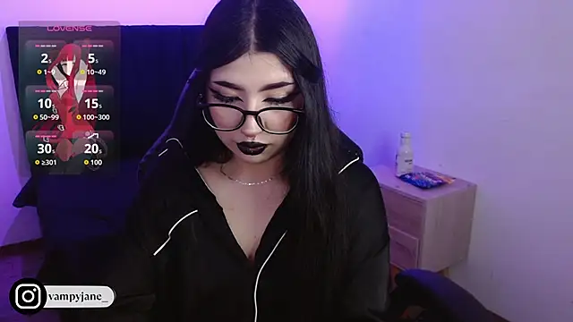VamppyJane online show from November 26, 2025, 3:17 am