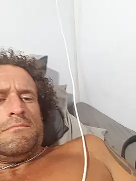 Snapshot of shainnfk chatting on January 15, 2026, 11:24 am shainnfk online show from January 15, 2026, 11:24 am