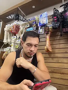 Leonardmoppet online show from November 13, 2025, 10:24 pm