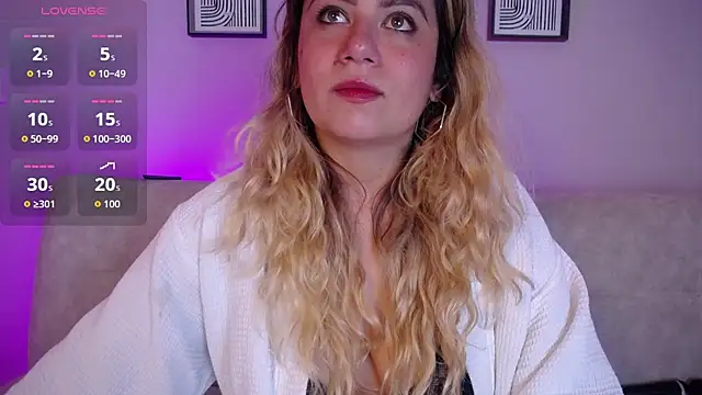 Sweet Bella Valery online show from February 12, 2026, 9:47 pm