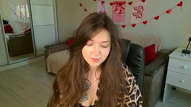 BellaSink online show from October 23, 2025, 5:39 am