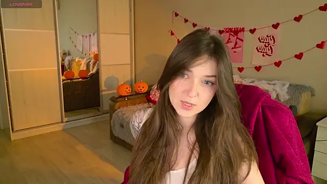 BellaSink online show from November 5, 2025, 5:32 am