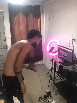 AXionX online show from November 26, 2025, 3:01 pm