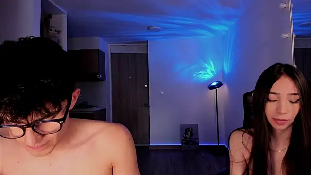 Mikeyvioleta  online show from January 10, 2026, 8:26 pm