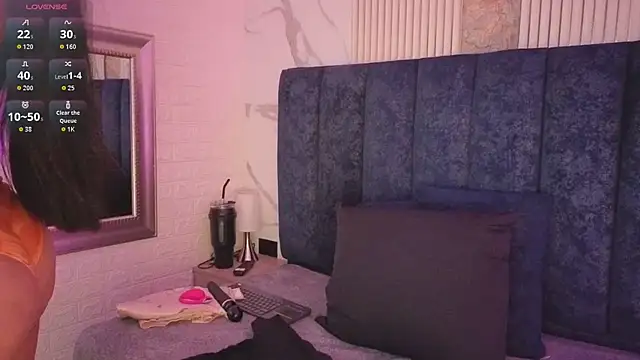 MarScarlett online show from April 13, 2026, 9:24 am