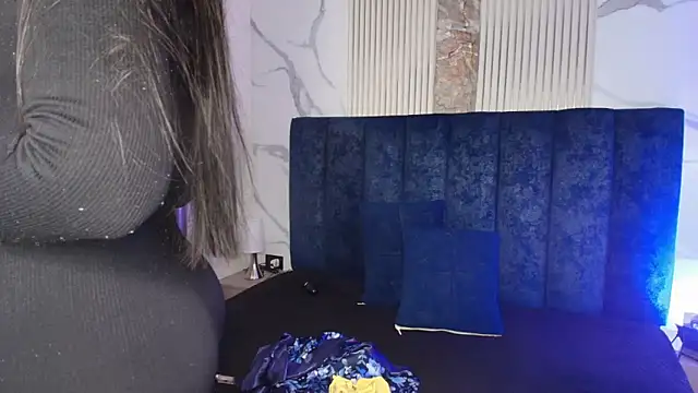 MarScarlett online show from January 7, 2026, 10:31 am