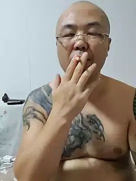 caige8888 online show from November 15, 2025, 10:08 am