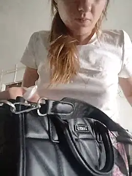 Snapshot of SandyCassie chatting on June 10, 2026, 7:42 am SandyCassie online show from June 10, 2026, 7:42 am
