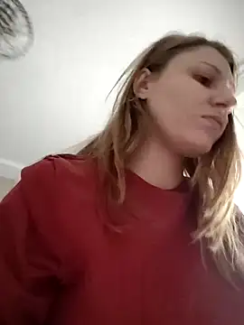 SandyCassie online show from November 5, 2025, 7:33 am