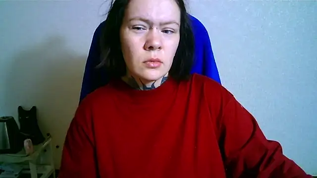Snapshot of The_ICE_OWL chatting on October 22, 2025, 3:39 am The ICE OWL online show from October 22, 2025, 3:39 am