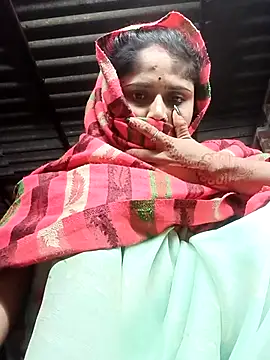 Rajni chauhan online show from November 4, 2025, 12:14 am