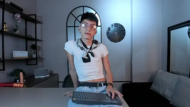 Tiam muller online show from November 15, 2025, 8:02 pm