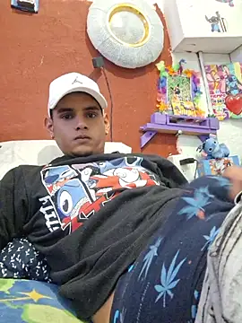 Snapshot of Daiberrubio chatting on March 16, 2026, 7:12 am Daiberrubio online show from March 16, 2026, 7:12 am