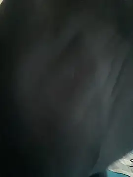 aini-maili online show from December 3, 2025, 6:57 am