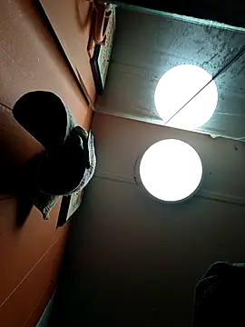 Penelargo1233r online show from December 5, 2025, 11:09 am