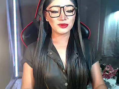 Snapshot of smokeprincess chatting on December 5, 2025, 9:30 am smokeprincess online show from December 5, 2025, 9:30 am