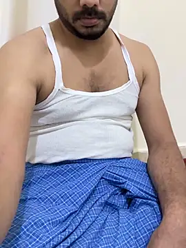 Snapshot of Handsome8677 chatting on April 12, 2026, 9:51 pm Handsome8677 online show from April 12, 2026, 9:51 pm
