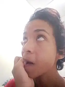 Teressa Love online show from November 4, 2025, 4:00 pm