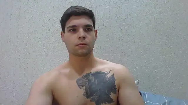 Zure-xxx online show from June 17, 2026, 12:32 am