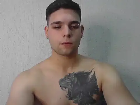 Zure-xxx online show from January 5, 2026, 7:39 pm