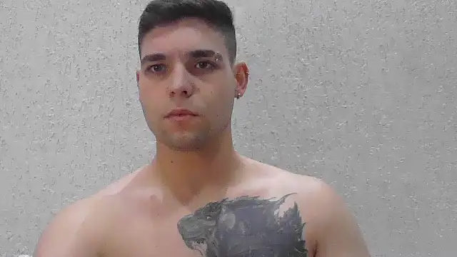 Zure-xxx online show from June 22, 2026, 10:40 pm