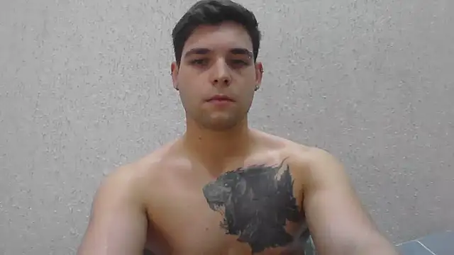 Zure-xxx online show from June 5, 2026, 6:52 am