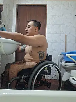 Rueditasss online show from April 10, 2026, 2:13 pm