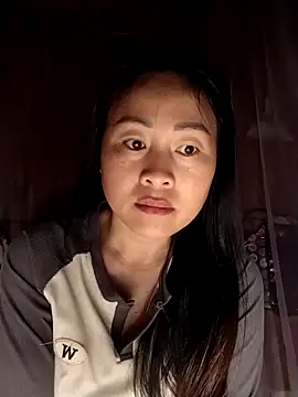 Snapshot of Spring-mky chatting on February 1, 2026, 1:04 am Spring-mky online show from February 1, 2026, 1:04 am