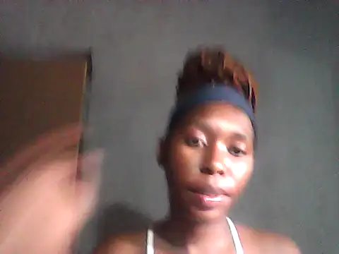 sexysmalldaily04 online show from November 6, 2025, 7:23 am