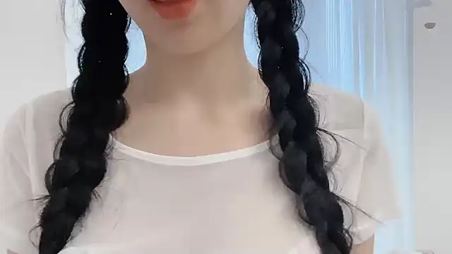 Snapshot of lsevenlll chatting on November 26, 2025, 12:10 am lsevenlll online show from November 26, 2025, 12:10 am