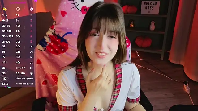 Soffi Toffi online show from December 5, 2025, 3:21 pm