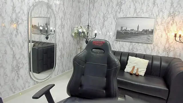 AlexandraMilff online show from November 12, 2025, 11:30 pm