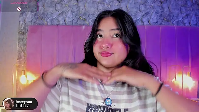 Snapshot of lilithst_ chatting on February 9, 2026, 7:56 pm lilithst online show from February 9, 2026, 7:56 pm