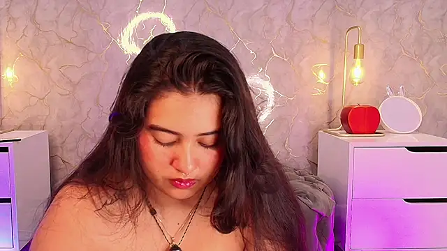 lilithst  online show from November 27, 2025, 9:26 pm