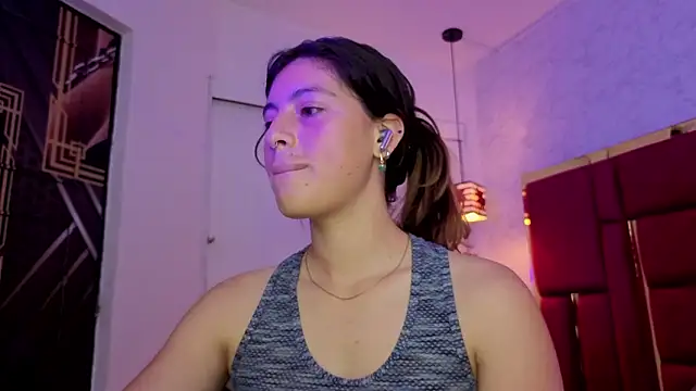 moon winy online show from February 2, 2026, 11:20 am