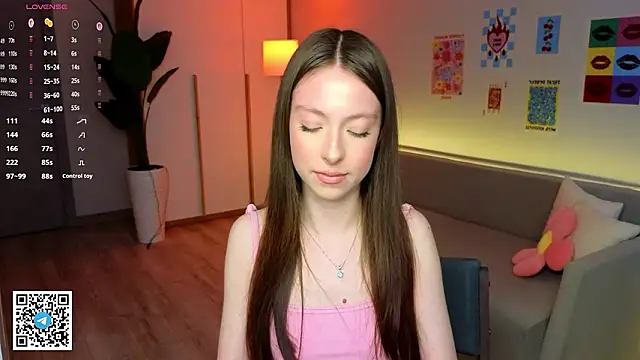 Yasmin Kass online show from March 18, 2026, 6:38 am