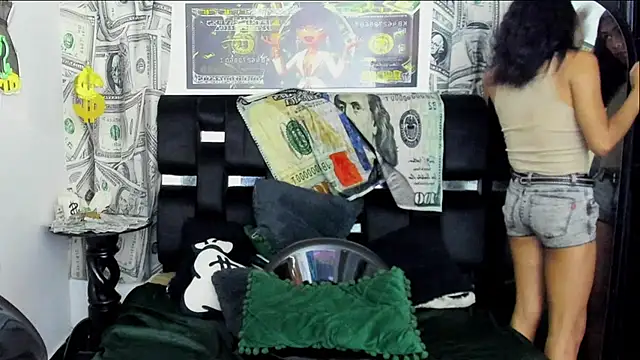 Latin Doll13 online show from November 9, 2025, 7:45 am